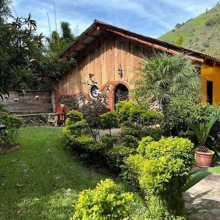 Cabanas De Tzununa Ngoại thất bức ảnh